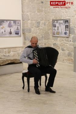 Predrag Stojković održao koncert u Muzeju Hercegovine