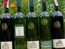 Vinariji Tvrdoš zlato i srebro na Međunarodnom festivalu vina