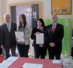 Trebinjke pobjednice republičkog takmičenja iz francuskog jezika