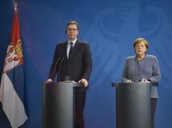 Меркел са Вучићем: Србија има кључну улогу за Космет и БиХ