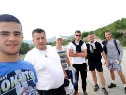 На поклоничко путовање  кренуло и шест момака из Берковића