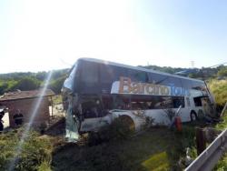 Београд: Преврнуо се аутобус са туристима, једна особа погинула