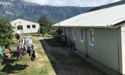 Ситуација у Салаковцу мирна, мигранти добијају помоћ
