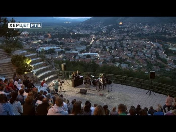 U amfiteatru Hercegovačke Gračanice nastupio 'Eudiates trio' (VIDEO)