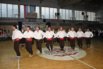 Фестивал 'Вече фолклора поред Требишњице' окупио учеснике из четири државе