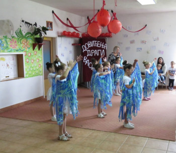 Завршна приредба предшколаца у невесињском вртићу