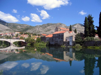 Kako je u Trebinju izmišljen verbalni napad na ambasadora Austrije u BiH