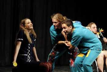 Šta je ISPOD POVRŠINE ljudske psihe – u traganju ansambla iz Hrvatske