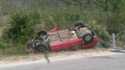 Изврнуо се на кров и сломио нос