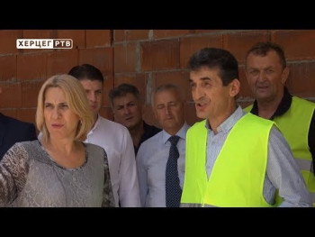 Cvijanović: Zatvoreni bazen daje novu razvojnu dimenziju Trebinju (VIDEO)