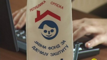 Počela isplata prava na pomoć za opremu novorođenčeta