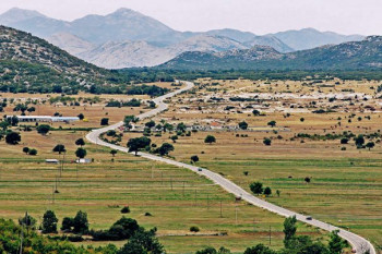 Zbog auto-slaloma danas obustava saobraćaja na putu Trebinje -  Herceg Novi