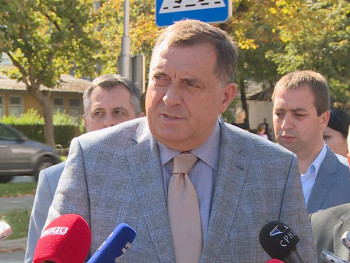 Dodik pozvao Srbe da u FBiH podrže Srpsku listu