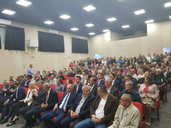 Nevesinje: Otvoren obnovljeni Dom kulture