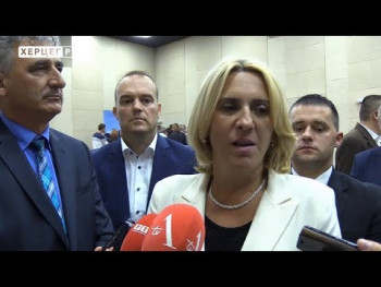 Nevesinje: Premijerka Cvijanović otvorila Vodovod i Dom kulture (VIDEO)