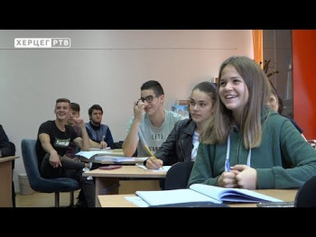 Narodna biblioteka Trebinje: Organizovani časovi o Dučiću za gimnazijalce (VIDEO)