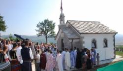 Osvećenje Hrama Svetog Petra Cetinjskog u Medanićima