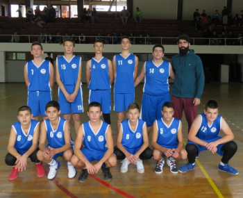 Mladi košarkaši nevesinjskog Veleža ugostili vršnjake iz Gacka