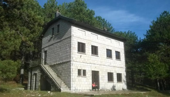 Počela obnova planinarskog doma na Ublima (FOTO)