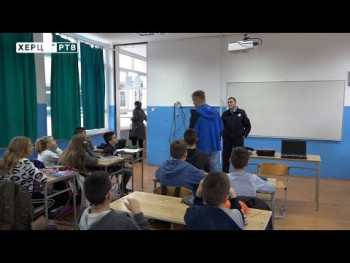 Нова кампања полиције: Спријечимо вршњачко насиље (ВИДЕО)