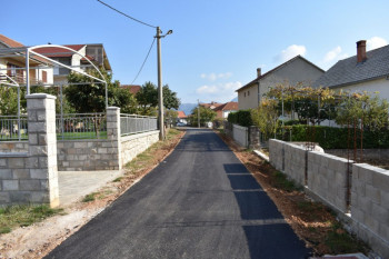 Trebinje: Nastavljeno asfaltiranje ulica (FOTO)