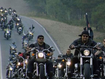 'Ноћни вукови' - Три тоне помоћи за народне кухиње