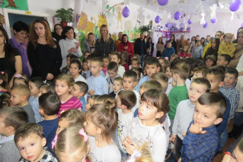 Невесиње: Малишани из вртића прославили Никољдан (ФОТО)