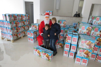 Општина и ХЕТ даровали невесињске малишане (ФОТО)