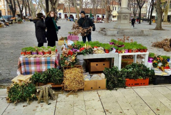 Badnje jutro u Trebinju: Puna trebinjska pijaca