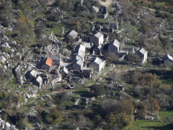 Увјећа, херцеговачко село од камена