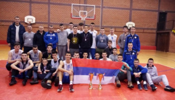  Кадети и јуниори ОКК 'Гацко' освојили сребро у Ивањици