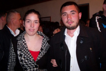 Mladi bračni par iz trebinjskog sela Podvori brine o divljim konjima