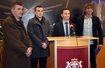 Ćurić razgovarao sa predstavnicima folkornih društava:  PRVI ZAJEDNIČKI KONCERT 7. MARTA