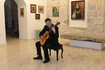U Muzeju Hercegovine održan koncert Aleksandra Hadži Đorđevića