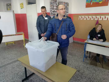 Borjan glasao u školi u Policama