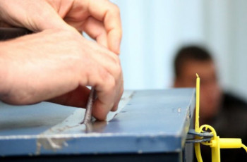 Do 15 časova izašlo 38,5% birača