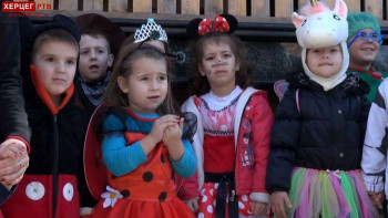 U društvu maske i ritma: Sutra dječiji maskenbal