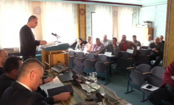 Гацко: Скупштинска већина предлаже смањење плата радницима 'Водовода'