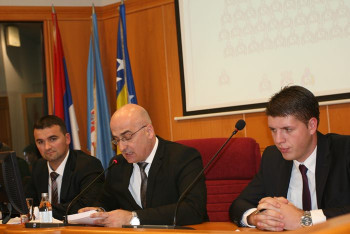 SKUPŠTINA GRADA o programima rada javnih ustanova, boravišnoj taksi, kaznama za parkiranje na zelenim površinama