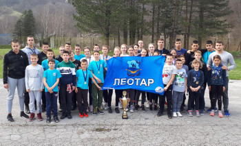 Plivači PVK 'Leotar' osvojili Užice – plivačima pehar i četrdeset medalja