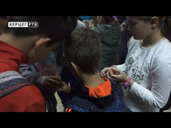Васкршња туцијада у ОШ 'Јован Јовановић Змај' (ВИДЕО)