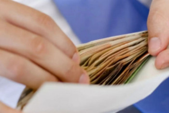 Trebinjcu podvalili maramice u koverti umjesto 10.000 KM