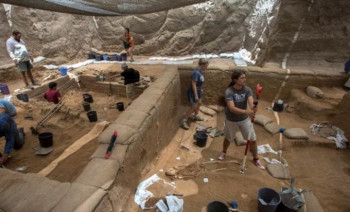 Мигранти се представили као археолози, па отели старца