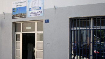 Pukla glavna transportna cijev: USKORO VEĆI DIO GRADA BEZ VODE