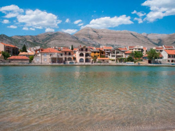 TREBINJE: OGLAS ZA POSAO