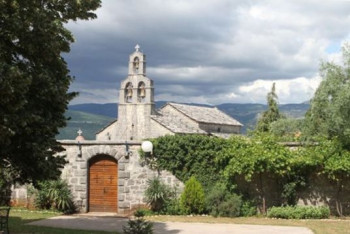 Тројичиндански сабор код манастира Добрићево