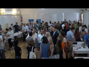 U Trebinju otvoren Sajam zapošljavanja, preduzetništva i zanimanja: 11 poslodavaca nudi 140 mjesta (VIDEO)