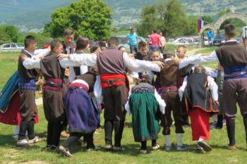 Trojičindanski sabor na Drenoviku u znaku izvorne pjesme i dječije olimpijade