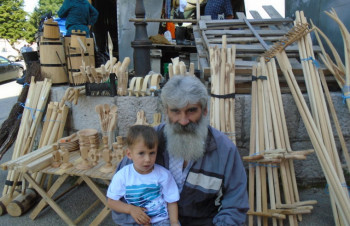 Задовољство и хоби: Рукотворине од дрвета у Гацку