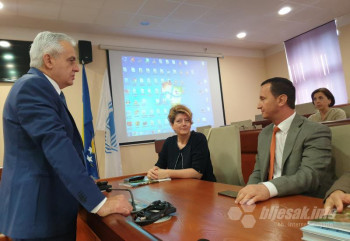 Франковић од Ћурића затражио да се поклони хрватским жртвама ; Ћурић: Требиње се не жели враћати у прошлост